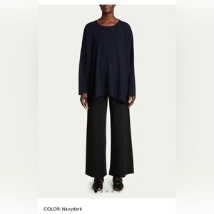 Eskandar long cashmere sweater.
Bateau neckline.